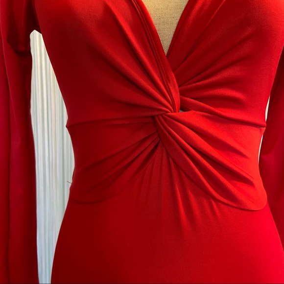 Red Long Sleeve Front Knot Cut Out Back Top Size XS - Picture 3 of 16